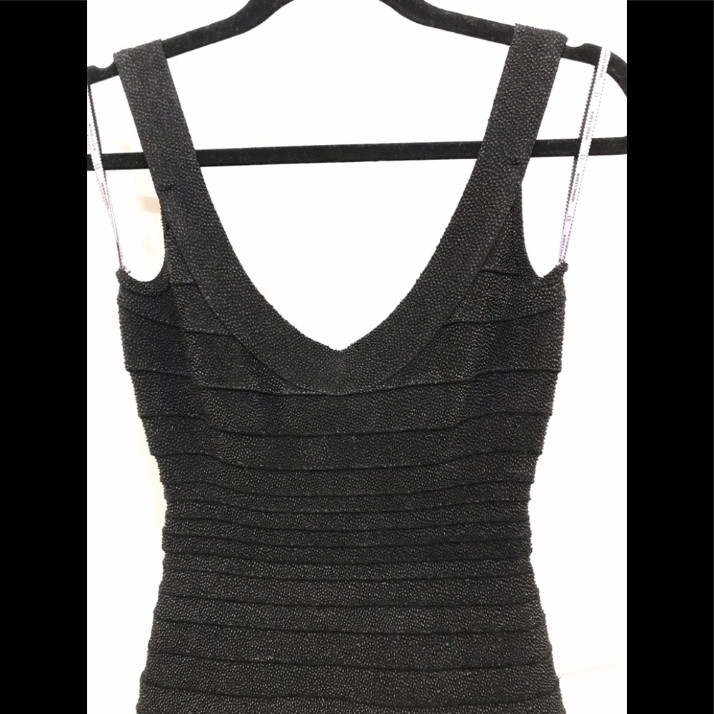 NWOT Herve Leger Black Textured body-con dress - Picture 4 of 9